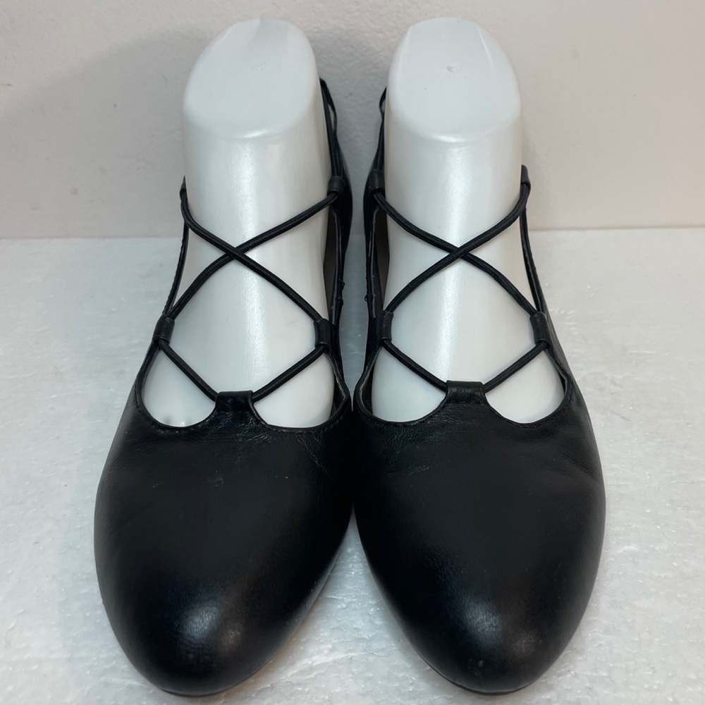 Array Women’s Black Leather Ballet Slip On Shoes - Picture 2 of 9